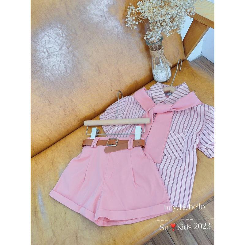 Bán giá sỉ: 8-30kgSet quần kaki mềm áo sơmi cột khăn  siêu mềm mại, kèm thăt lưng