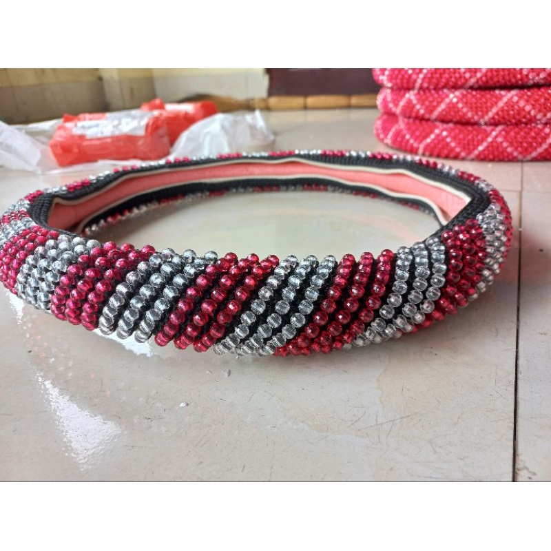 Bọc vô lăng hạt Hàn quốc đính hạt pha lê cho xe ô tô, xe tải, chống mồ hôi tay