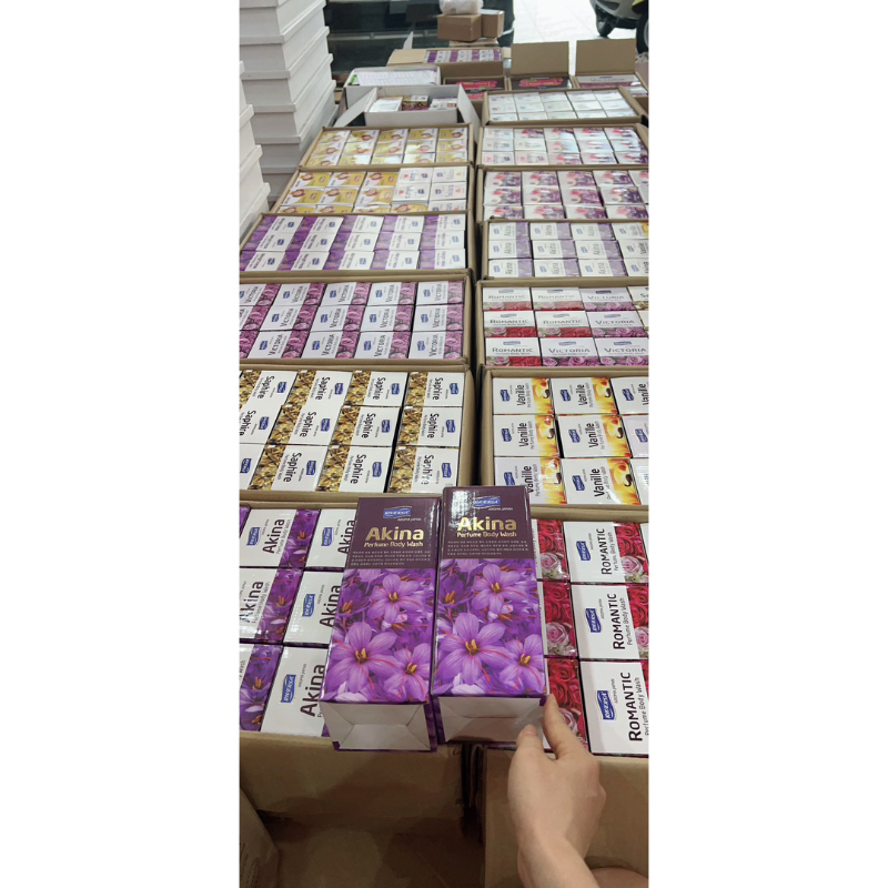 Sữa tắm nước hoa victoria riversa 950ML chính hãng