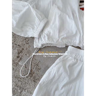 set áo khoác zipper dù + quần short Comic