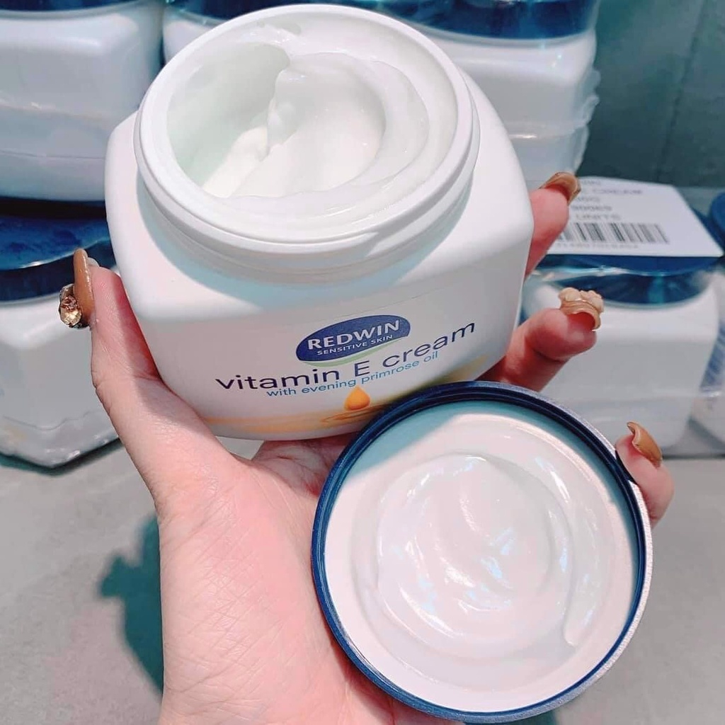 Kem Dưỡng Da Vitamin E Redwin Có Chứa Tinh Dầu Hoa Anh Thảo Cấp Ẩm, Làm Sáng Da Body Cream