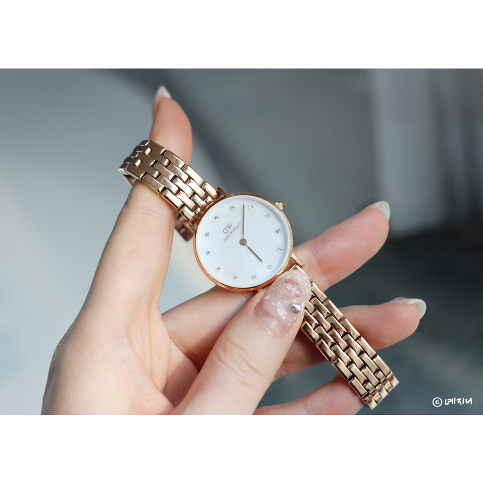 Đồng hồ Nữ Daniel Wellington Petite Lumine 5 Link Melrose 28mm Full Box DW Hàng Chính Hãng