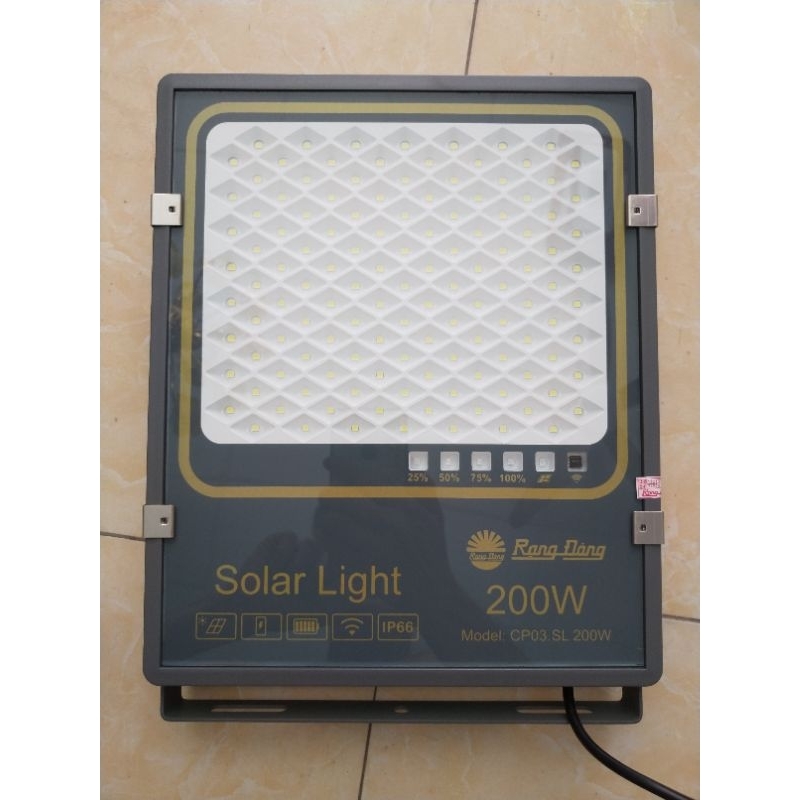 Đèn năng lượng mặt trời 300w Rạng Đông