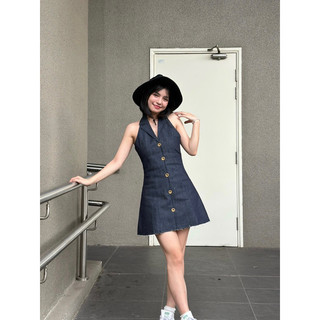 Đầm Lala denim cổ yếm