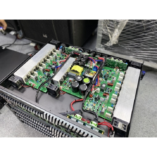 Cục đẩy 4 kênh Lx acoustic AH450i