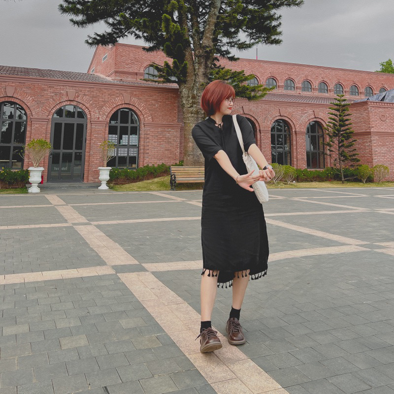 Ren dress - Váy cổ trụ phối tua rua