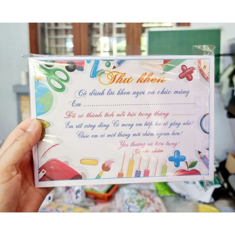Thư khen học sinh in màu bìa trắng