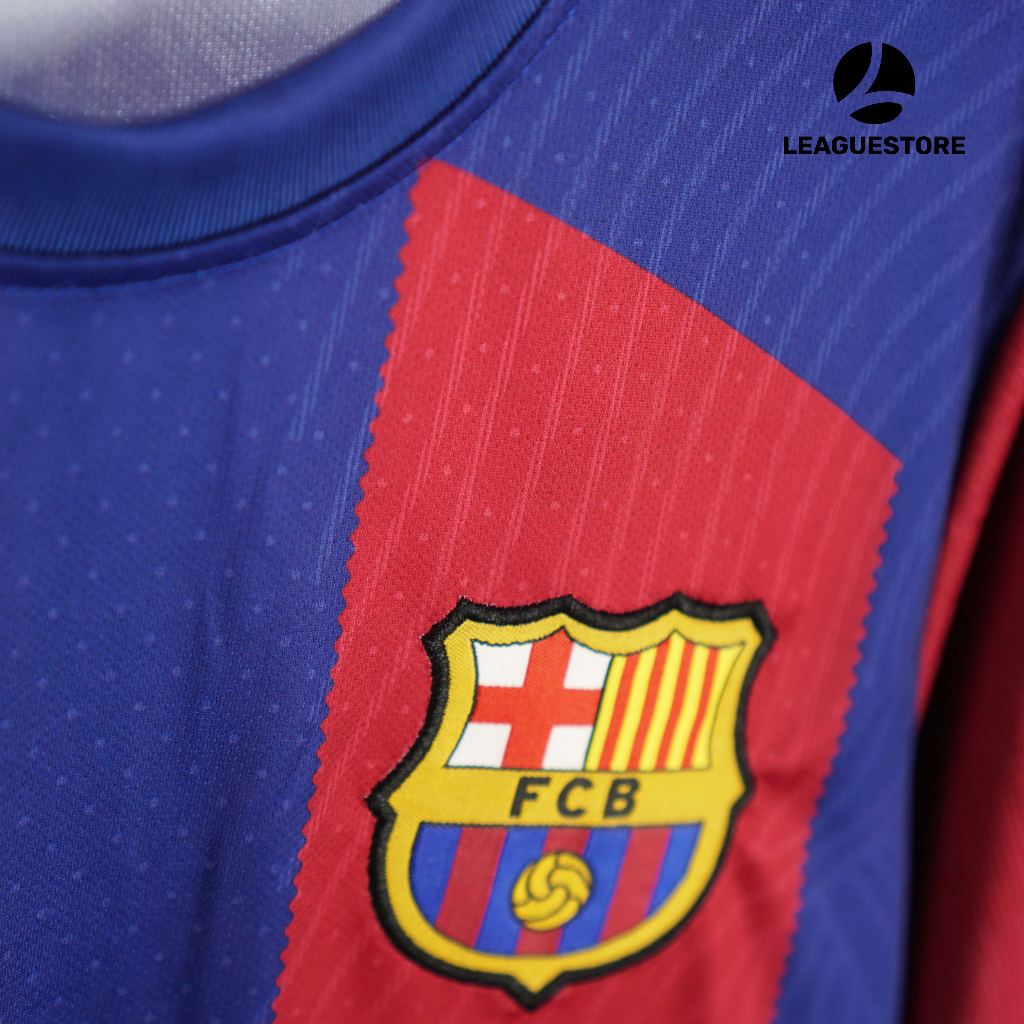 Áo Barcelona Leaguestore - bộ quần áo đá bóng thể thao sân nhà Barca màu đỏ sọc xanh form âu mùa 23/24