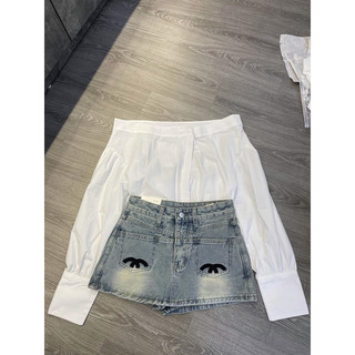 Set sơ mi trễ vai kèm chân váy