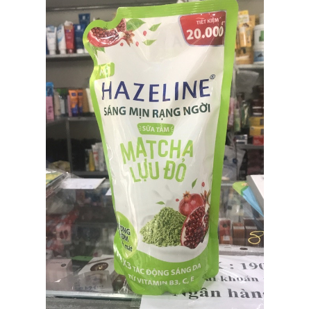 Sữa tắm Hazeline Sáng Da 900g