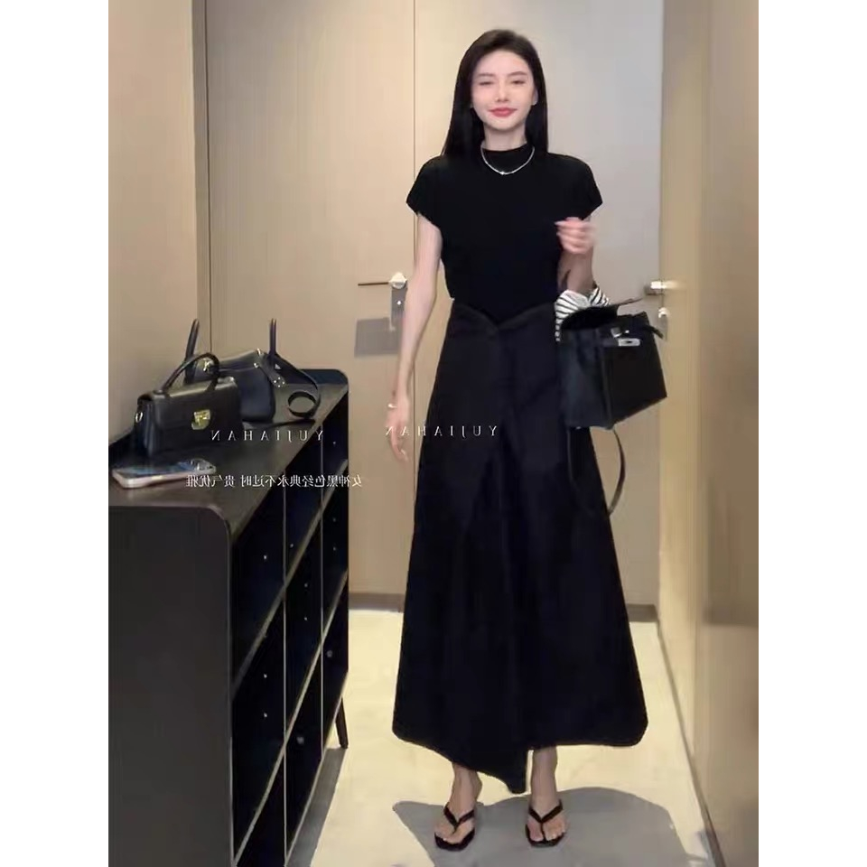 Set bộ đồ nữ đi chơi Emili áo chất xleo phối chân váy chất thô