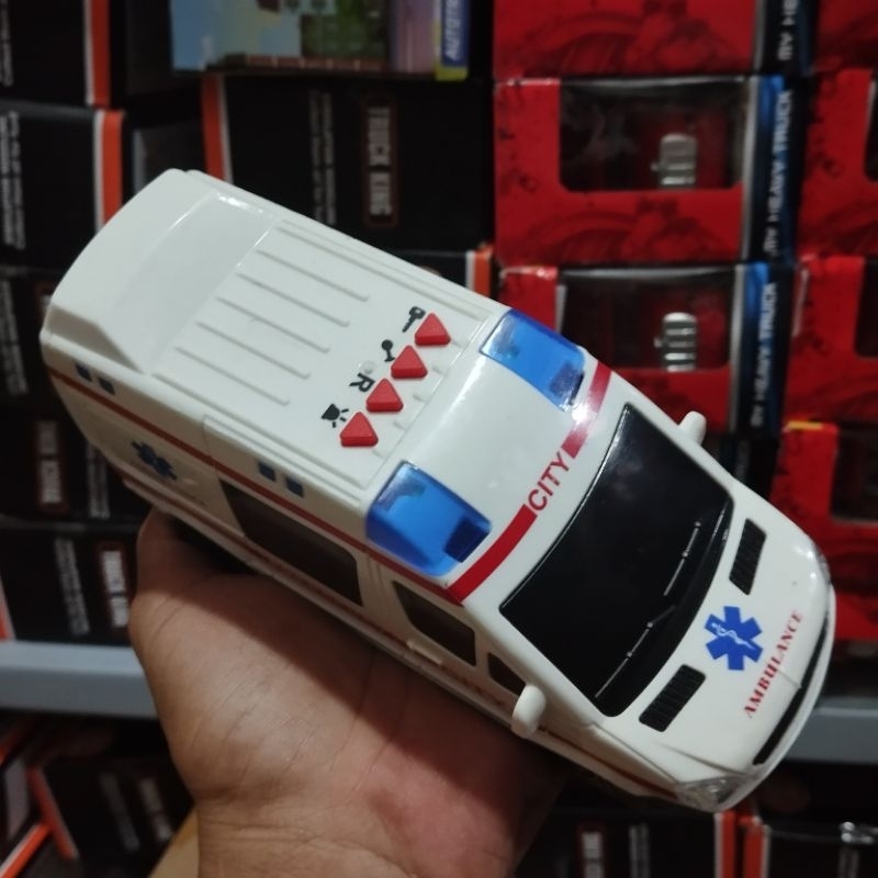 Xe cứu thương âm thanh đèn tỉ lệ 1:28