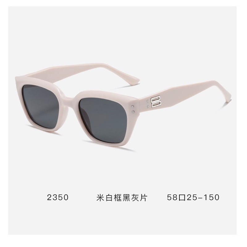 KÍNH MÁT TRẮNG THỜI TRANG CAO CẤP