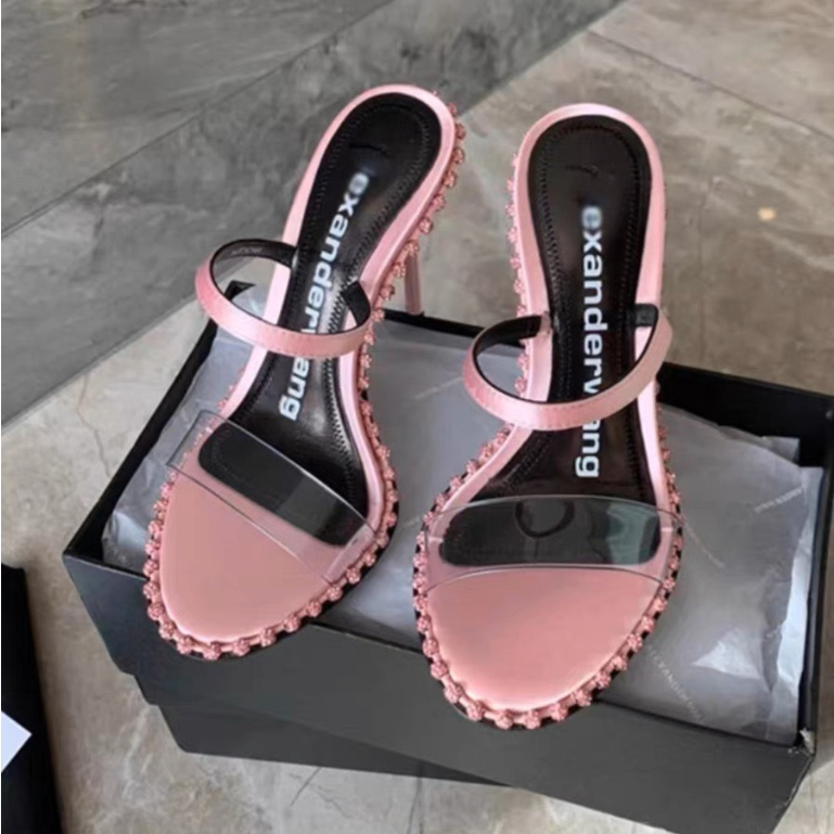 S038 Giày sandal cao gót 8cm dây quai trong có đính đá tròn xung quanh viền giúp thêm phần sang chành điệu đà nữ tính