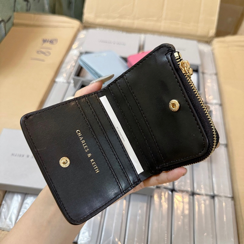 MV021 Ví CNK basic fullbox