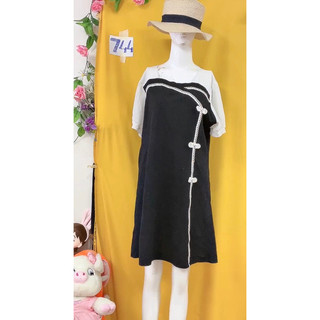 đầm đen trắng kiểu cúc sườn xám size L.S744