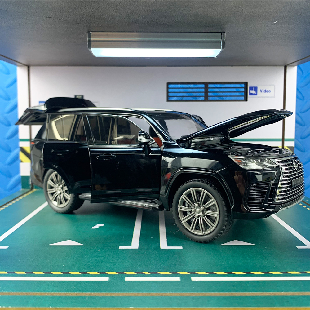 Mô hình xe Lexus LX600 tỉ lệ 1:24 CHIMEI