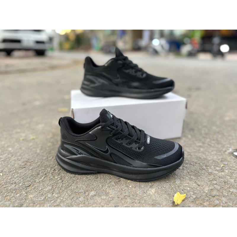 Giày Sneaker Thể Thao Nam Chạy Bộ Nhẹ Êm Chân