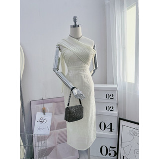 ĐẦM MIDI ỐNG CÚP CHÉO VAI