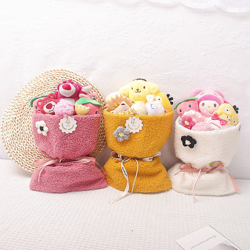 Bó Hoa Gấu Bông Lotso kèm Túi Và Thiệp Siêu Dễ Thương
