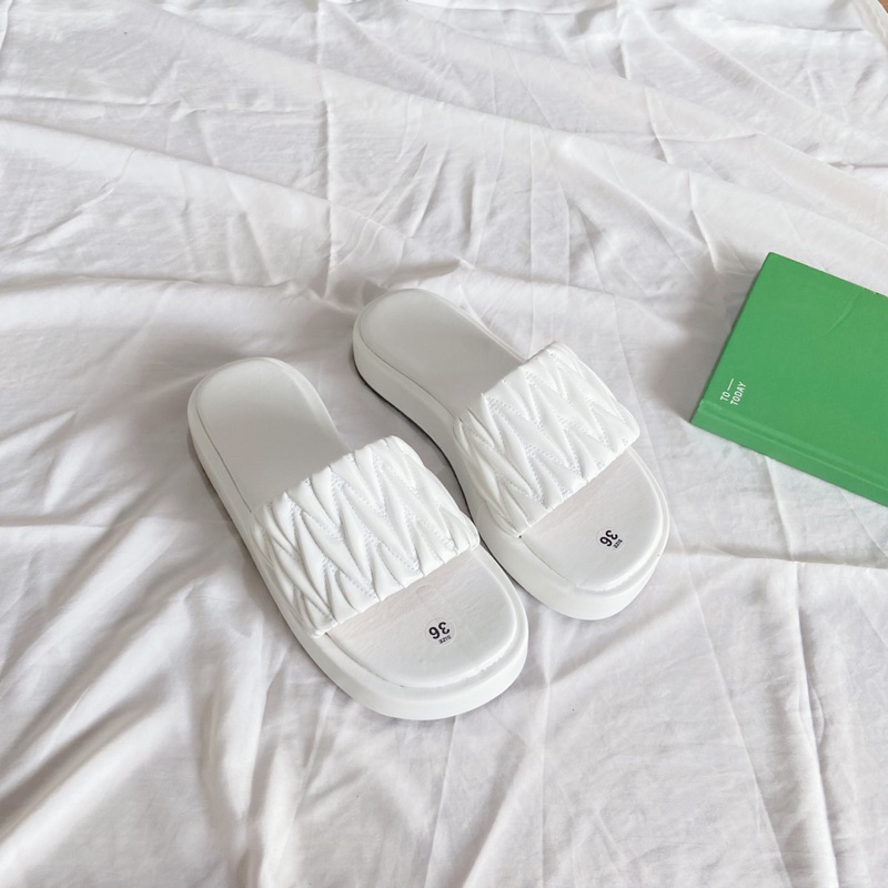 Dép bánh mì nữ quai ngang nhún xéo siêu nhẹ