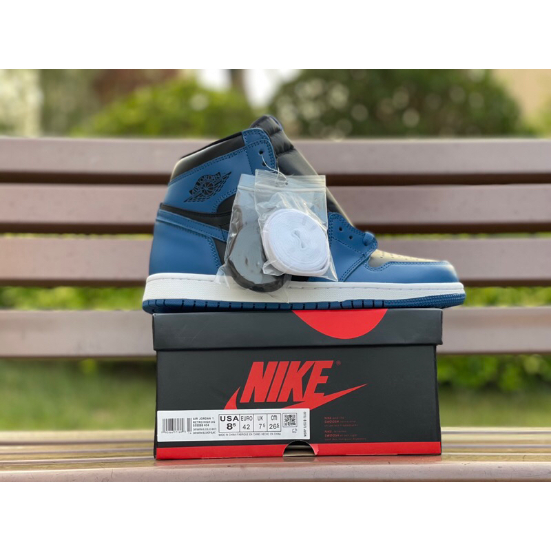 (hàng sẵn)Giày sneaker air jordan1 high retro og "dark marina blue"555088-404