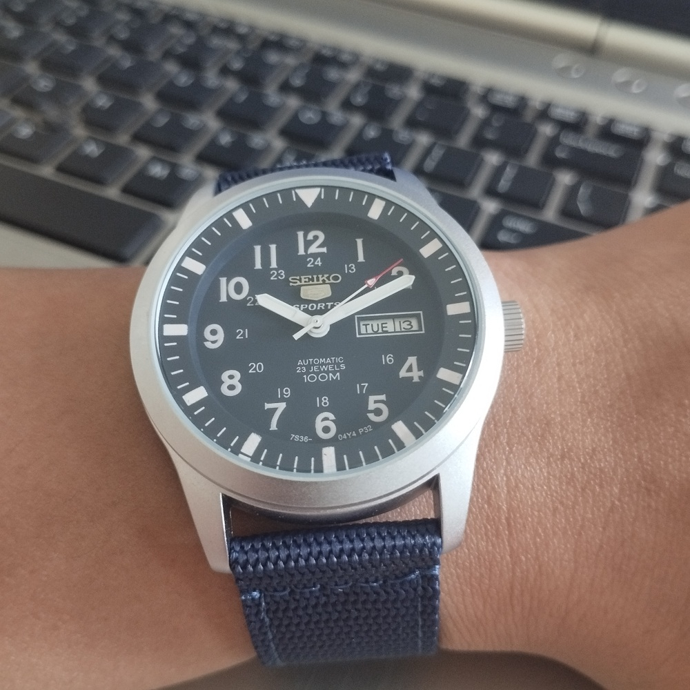 Đồng hồ cơ automatic SEIKO dây dù đẳng cấp sang trọng màu Xanh Dương