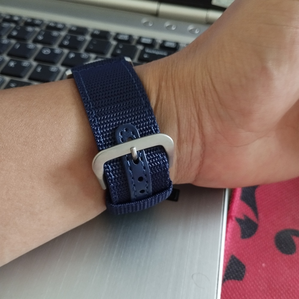 Đồng hồ cơ automatic SEIKO dây dù đẳng cấp sang trọng màu Xanh Dương