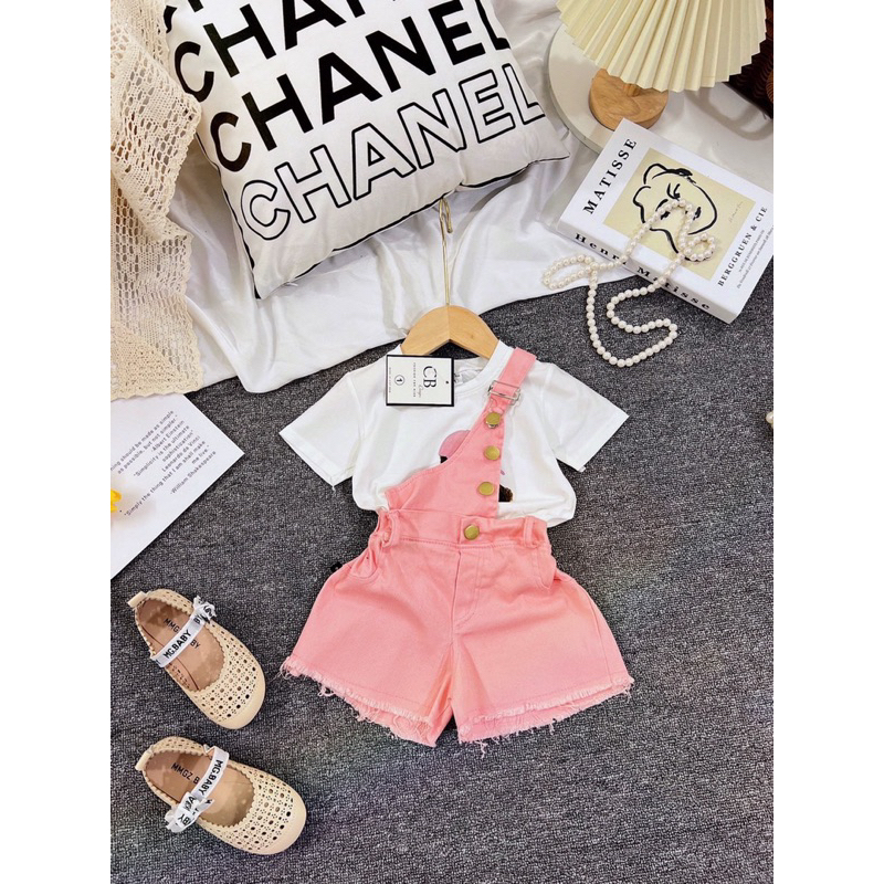 Quần yếm bé gái, Set quần yếm kaki dây chéo kèm áo thun cotton cá tính cho bé