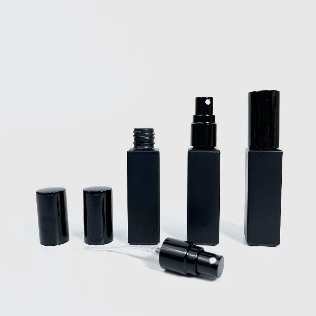 Lọ đựng nước hoa sơn đen dung tích 8ML dạng sịt phun sương