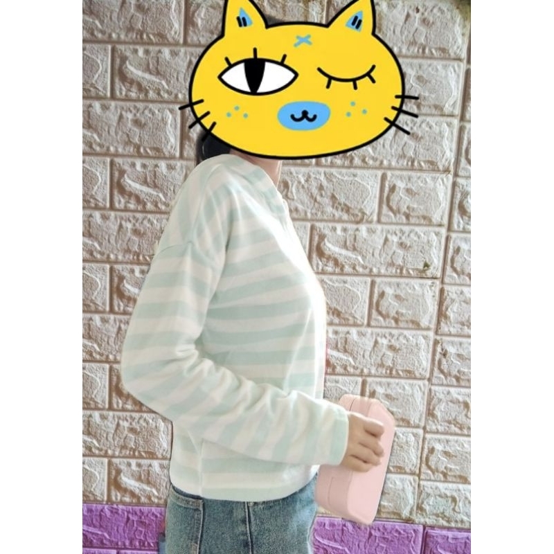 Áo len chất ấm Love grap