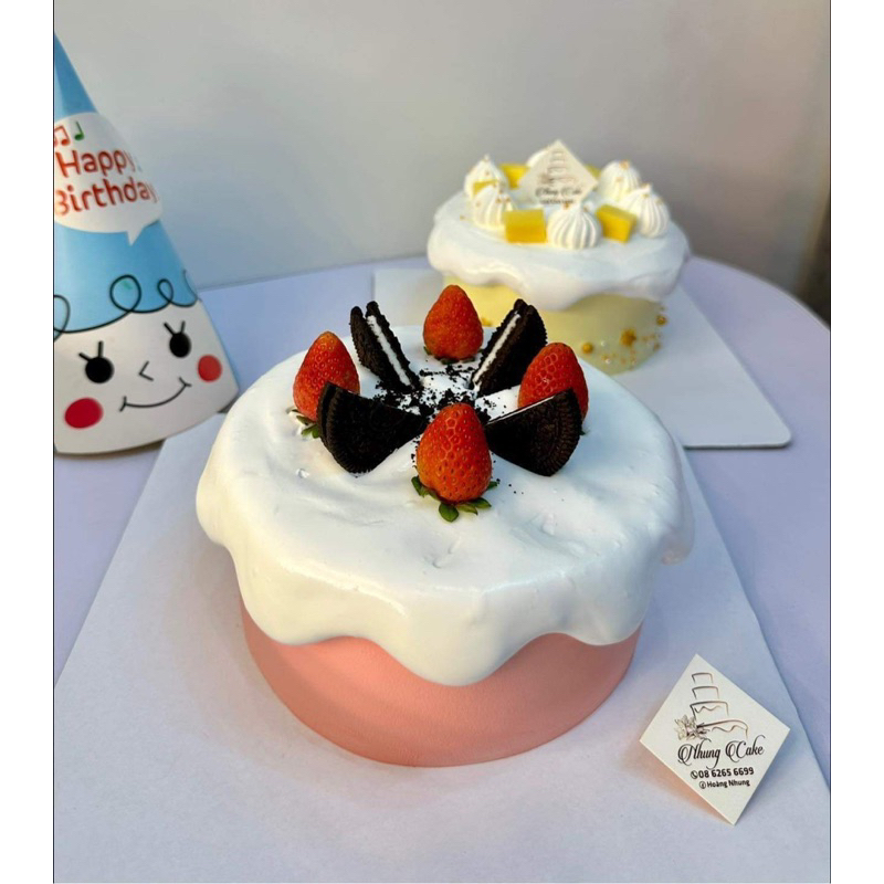 Bánh sinh nhật - Trang trí kem tan chảy, hoa quả tươi. Khách chủ động nhắn tin để ghi chữ nhé.