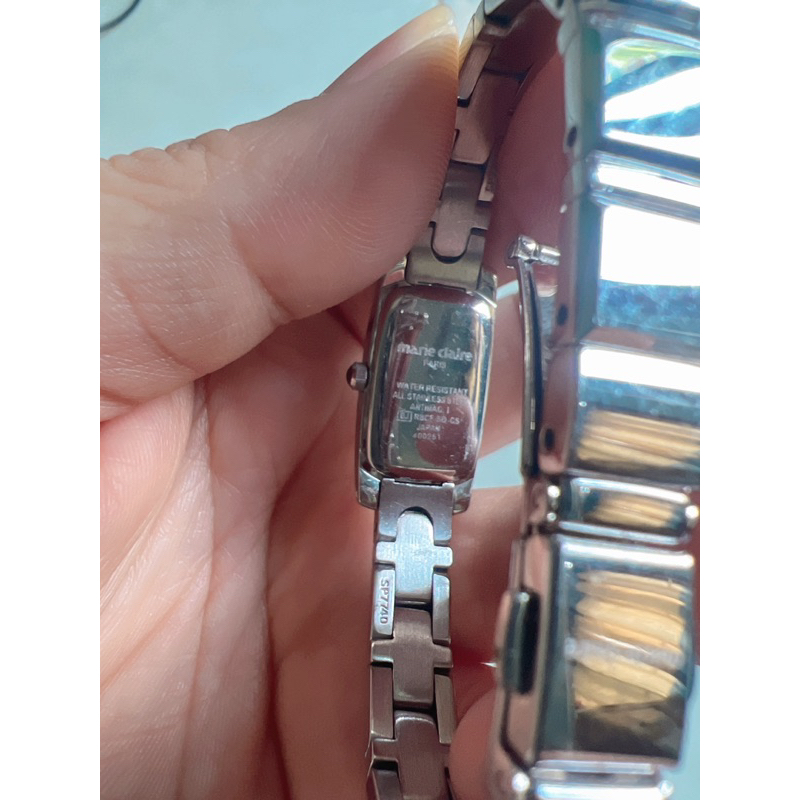 Đồng hồ nữ hiệu Marie Claire quartz