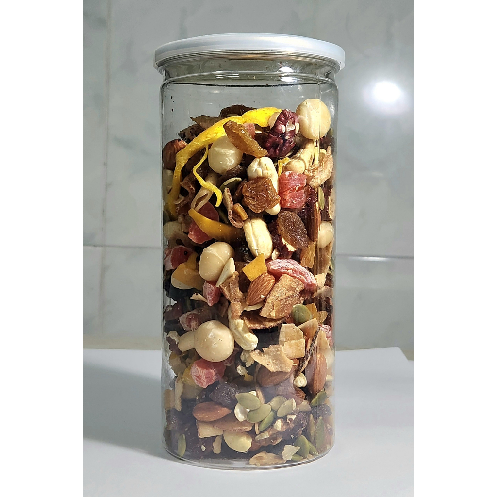 Ngũ cốc Granola siêu hạt,siêu dinh dưỡng, nguyên vị, thơm ngon thượng hạng hủ pet 500gram