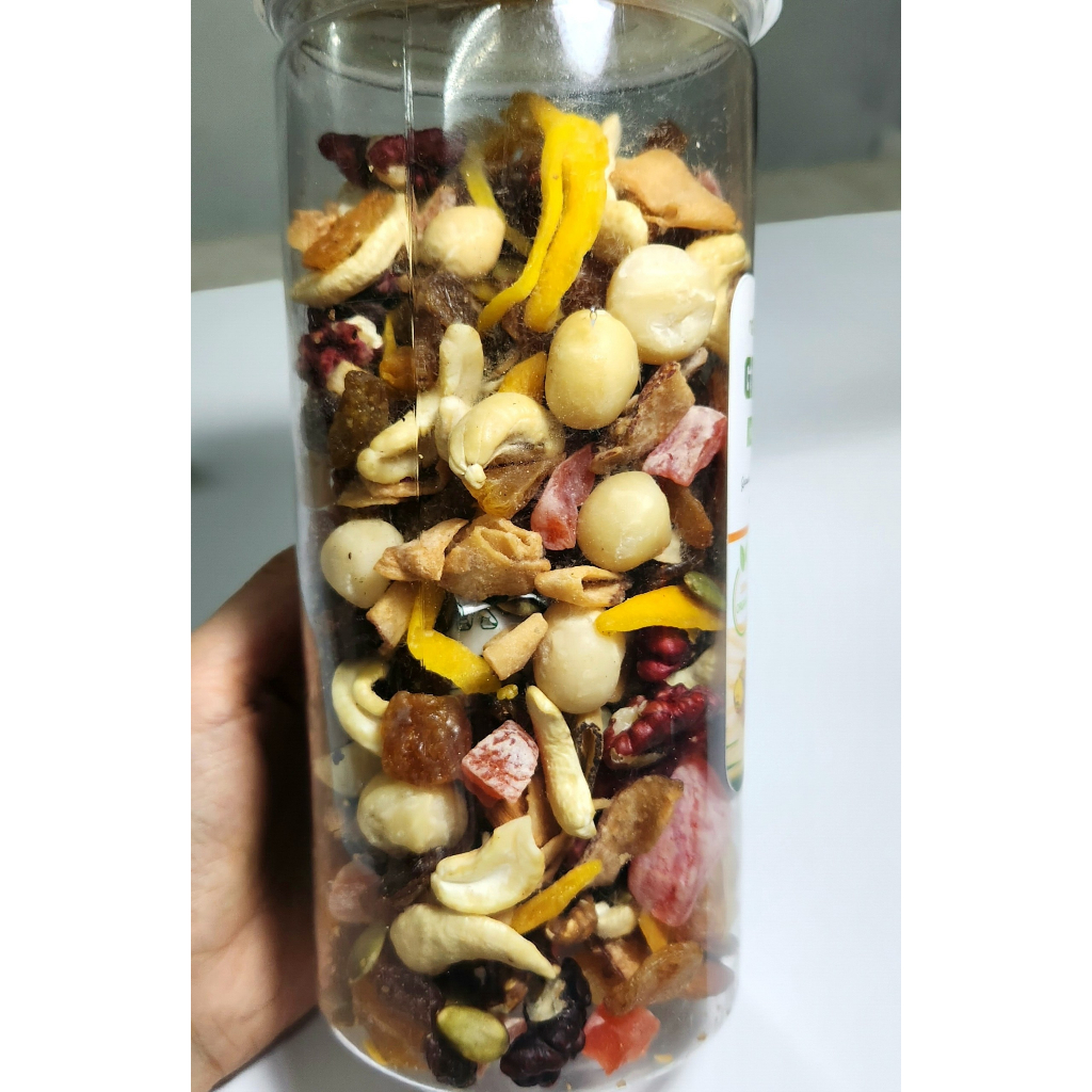 Ngũ cốc Granola siêu hạt,siêu dinh dưỡng, nguyên vị, thơm ngon thượng hạng hủ pet 500gram