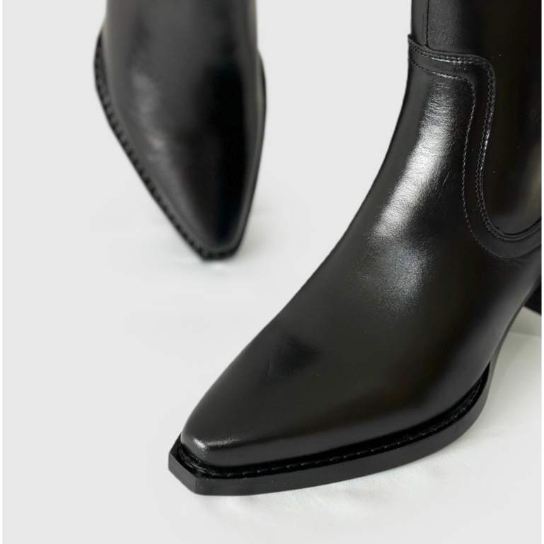 Giày SANTIAGO Boots DECEMBER Mũi Vuông Đế Gỗ Cao 5cm Bảo Hành Da Và Đế 12 Tháng