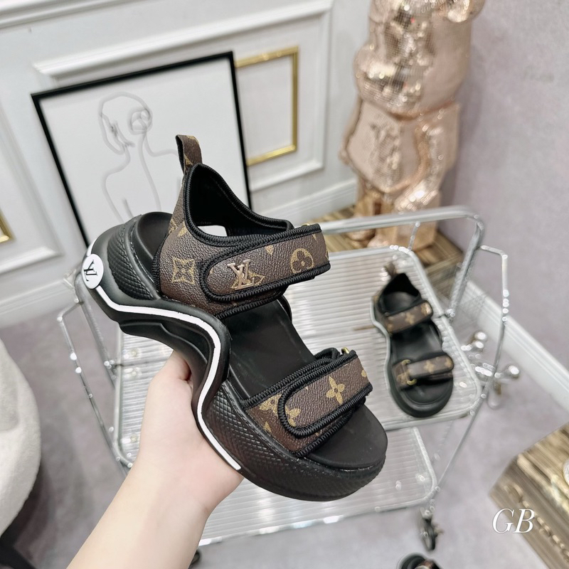 Sandal quai hậu nữ l,v đế cao lượn sóng