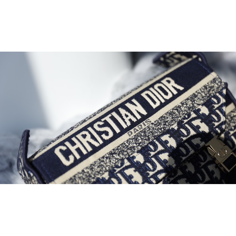 Túi đeo chéo Dior messenger dáng unisex size 23cm fullbox vip