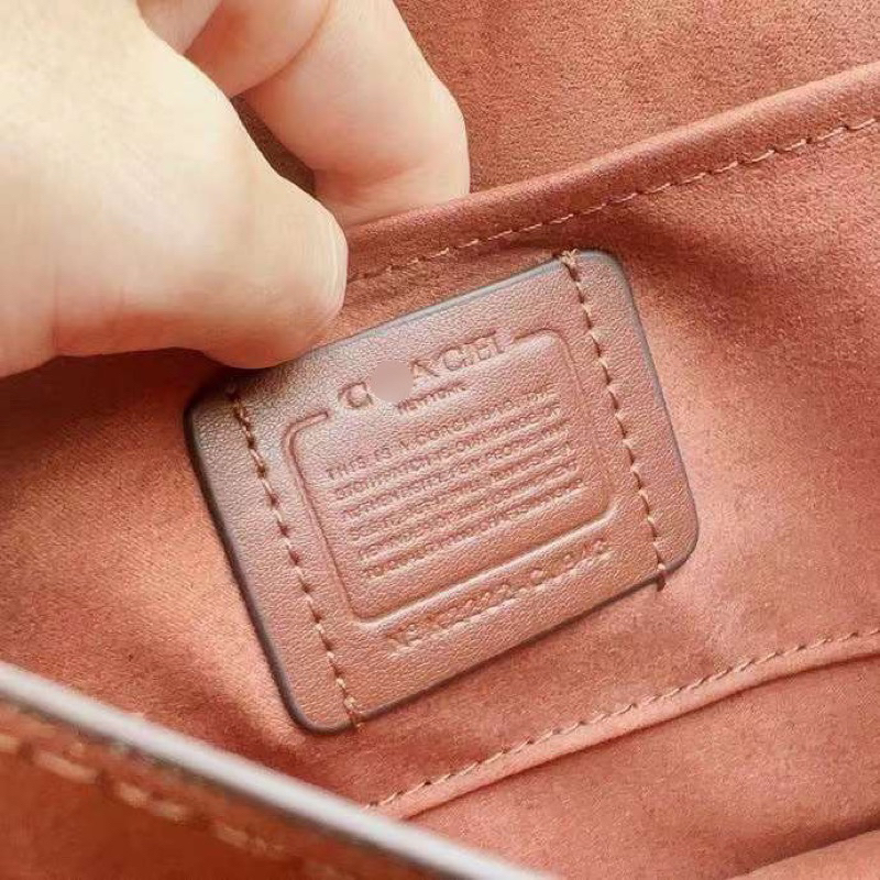 Túi Coach Klare nắp gập