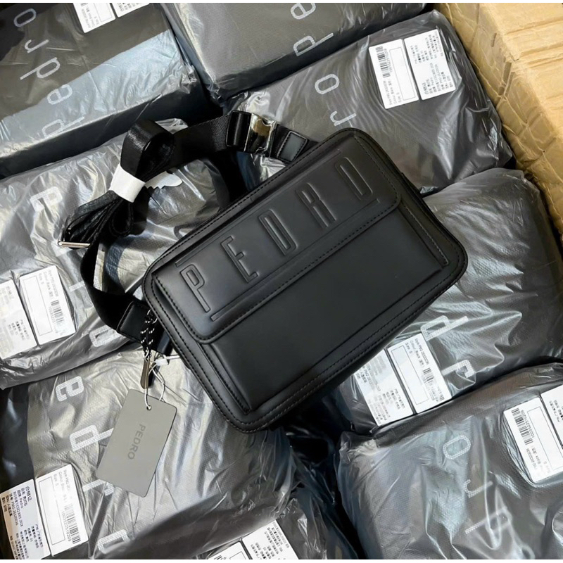 Túi chéo nam pedro da thật