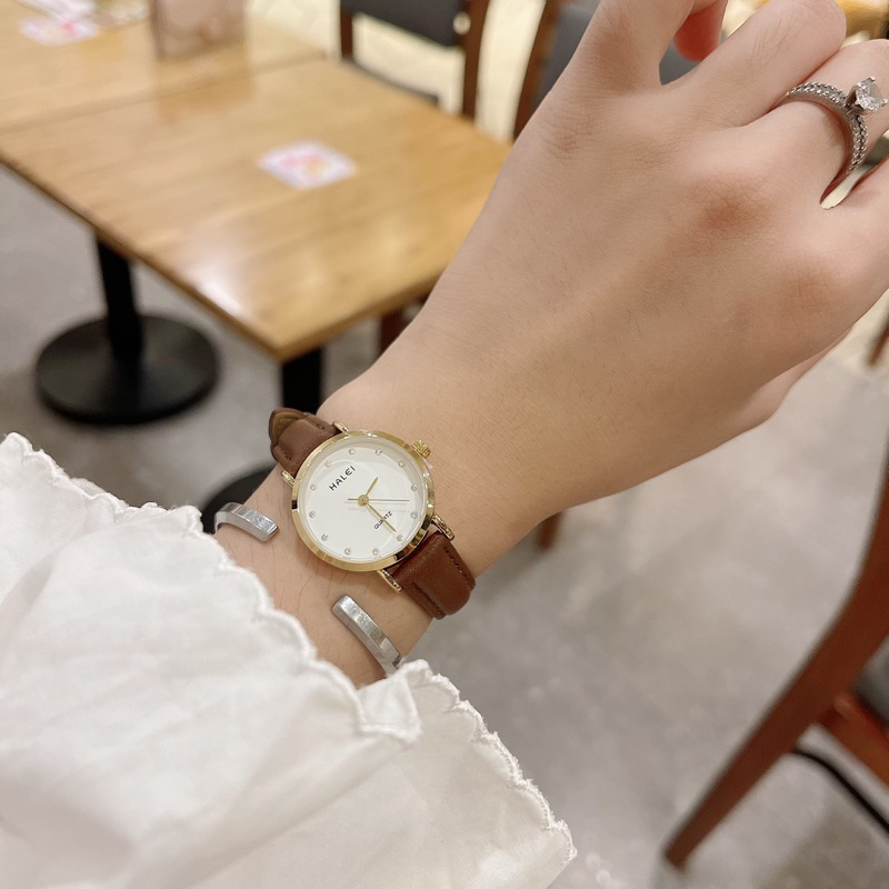 Đồng hồ nữ chống nước dây da hale 542 size 26mm đính đá thời trang trẻ trung