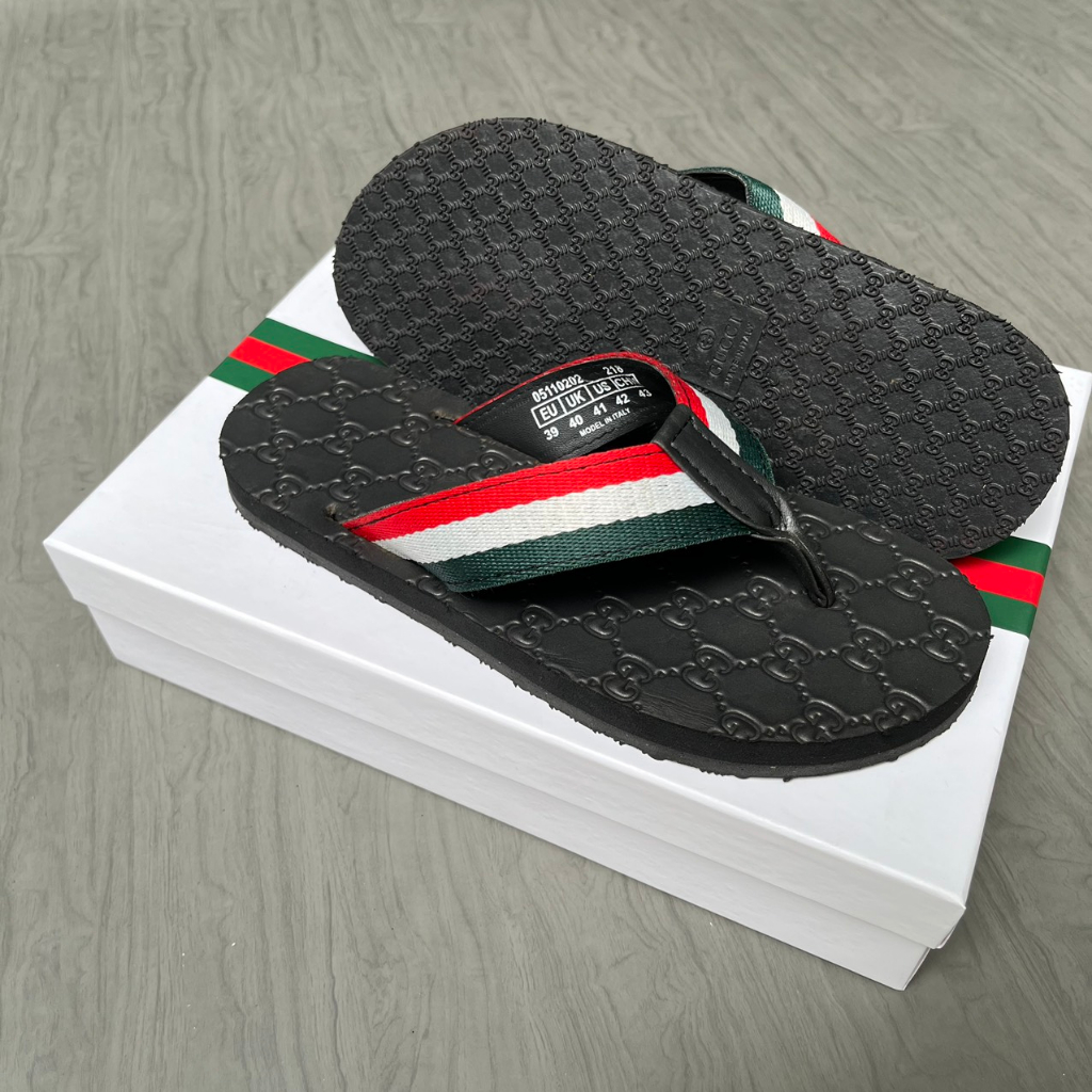 Dép Kẹp Xỏ ngón Nam Gcii Tông lào Thời Trang Sẵn 2 Màu Lựa Chọn.