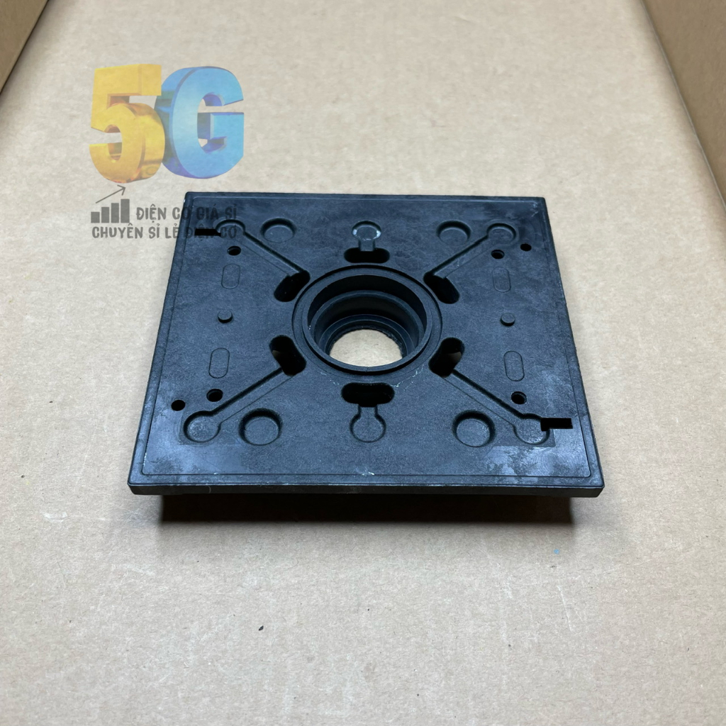 Mặt Đế Nhựa Chính Hãng DCA Thay Thế Máy Chà Nhám Rung Makita BO4555 - BO4556 - BO4557 Hàng Tốt