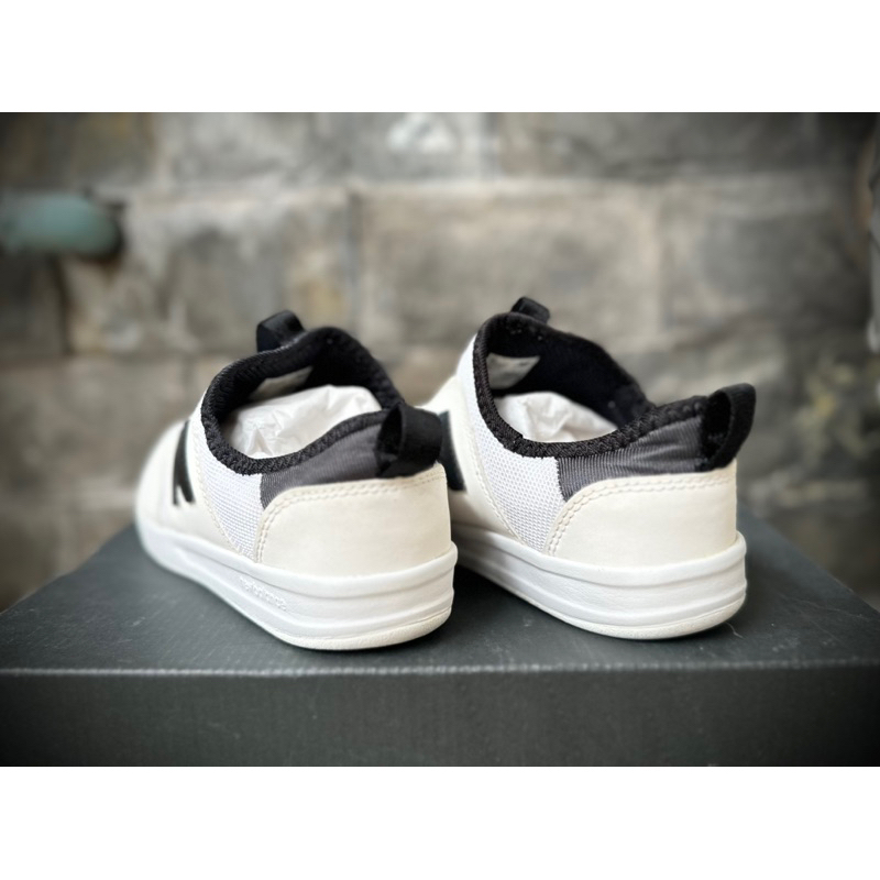 Giày thể Thao New Balance -size 35