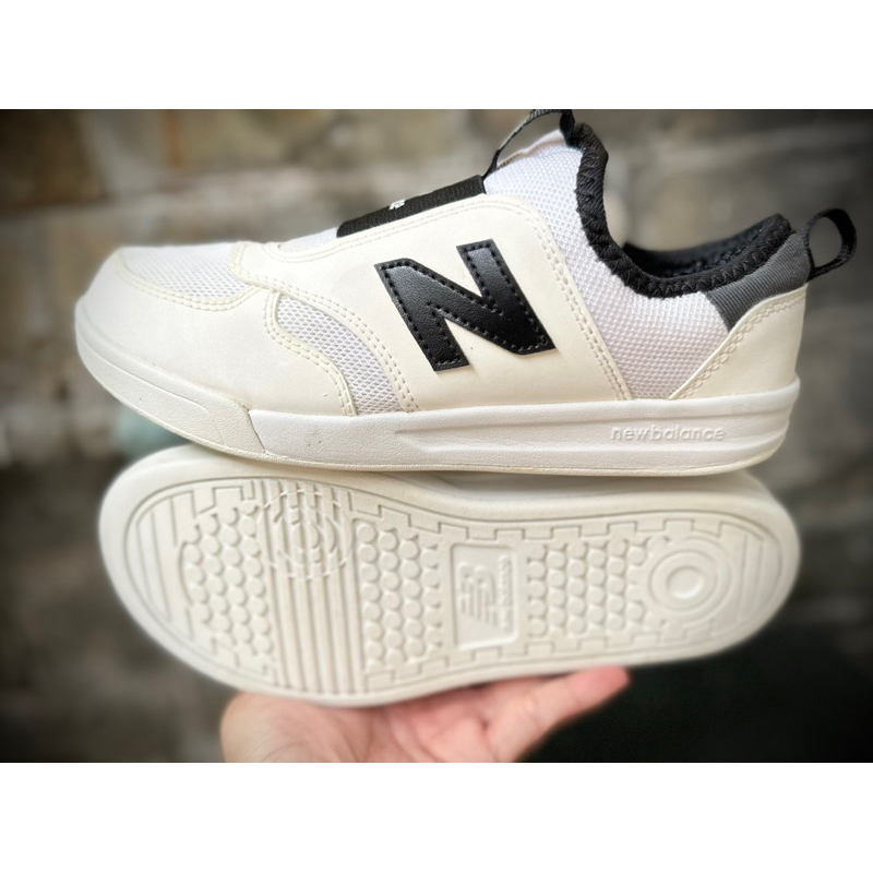 Giày thể Thao New Balance -size 35