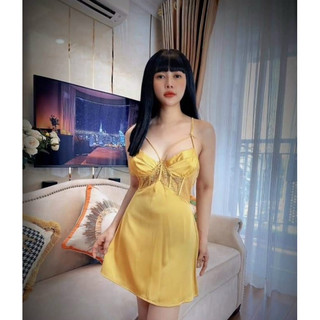 Váy lụa dây v quảng châu