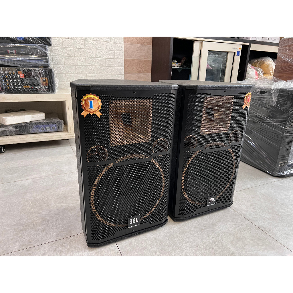 Loa karaoke đứng 3 tấc  thùng sơn gia đình