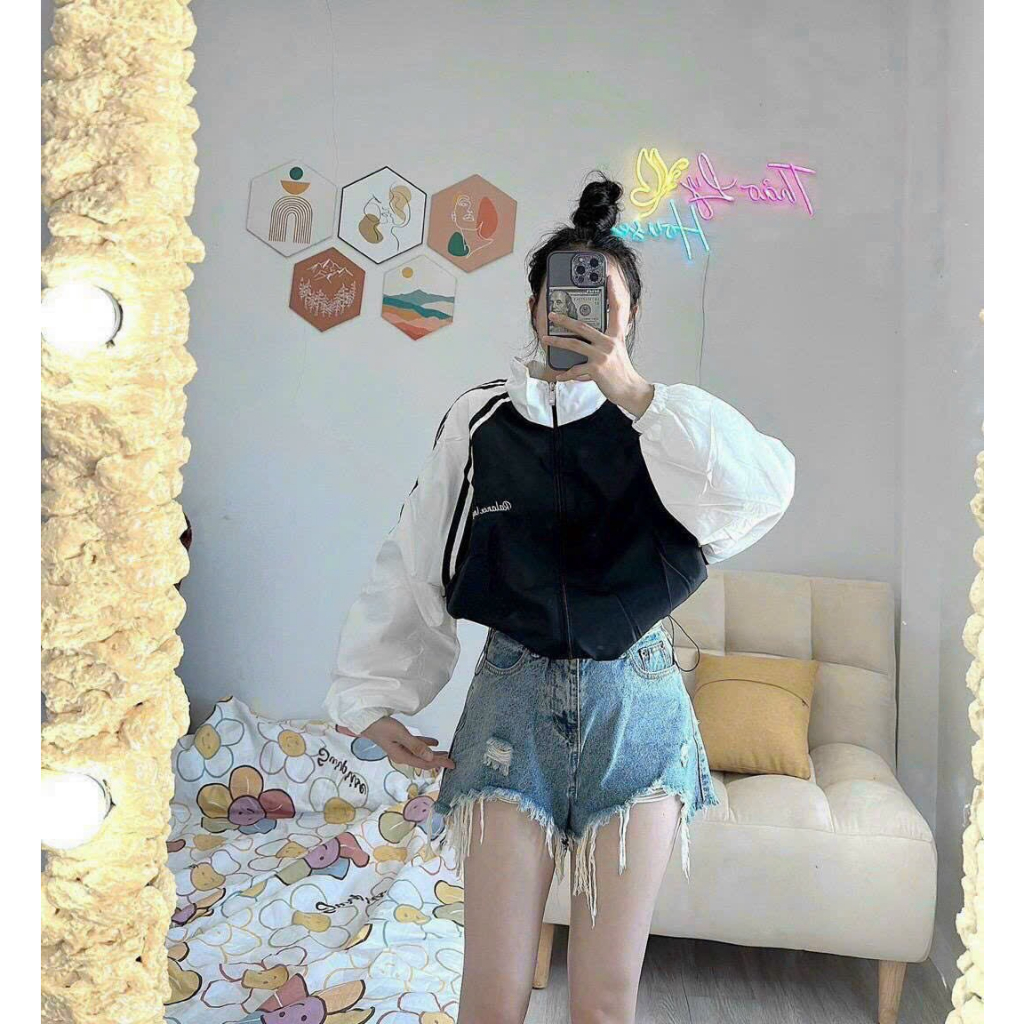 Áo khoác dù nữ tay phối sọc, lai rút dây