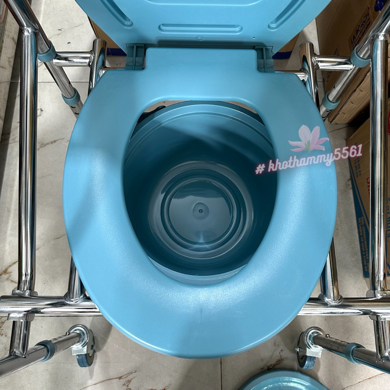 Ghế bô vệ sinh có bánh xe LUCASS G-696