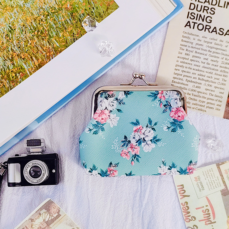 Ví Siêu Mini cute lém size 8 x 7.5 x 1.5 cm in họa tiết dễ thương đựng thẻ xe, tiền ăn trưa..